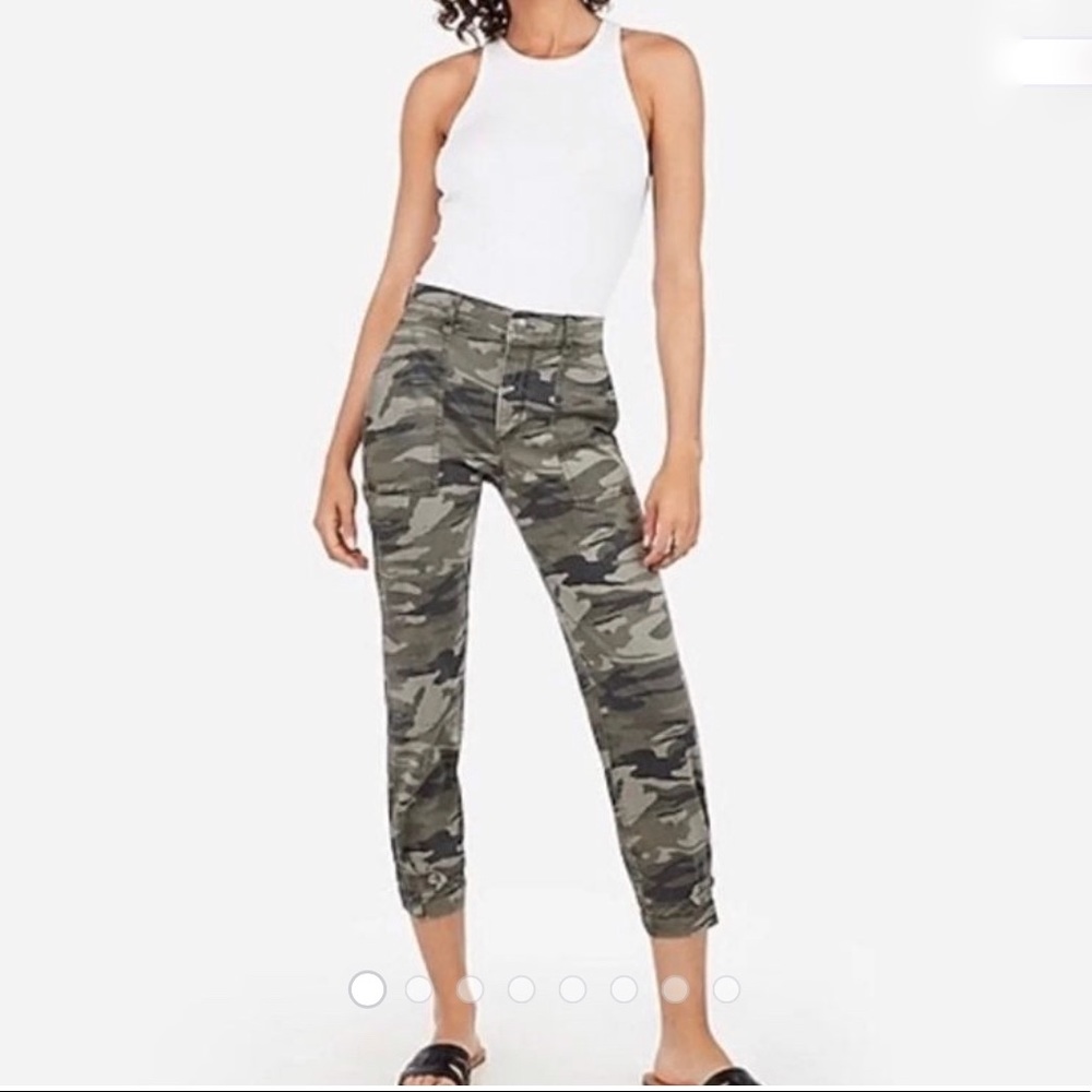 Express high-rise cropped camo pants